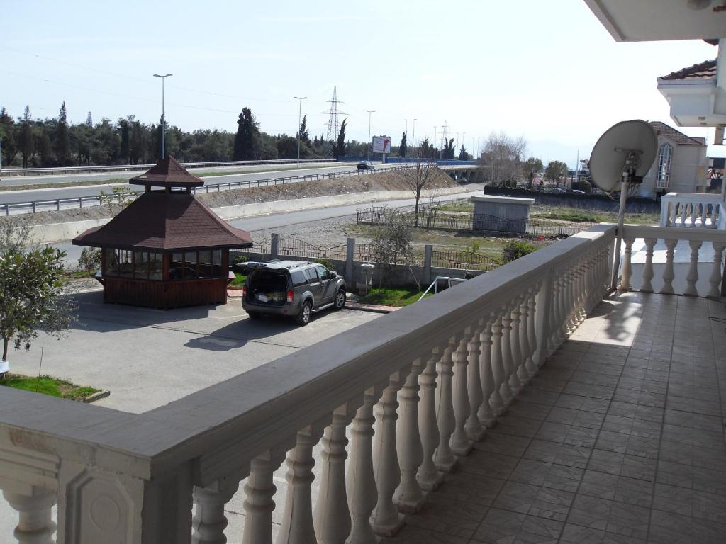 Hotel Lovcen Podgorica Exterior foto